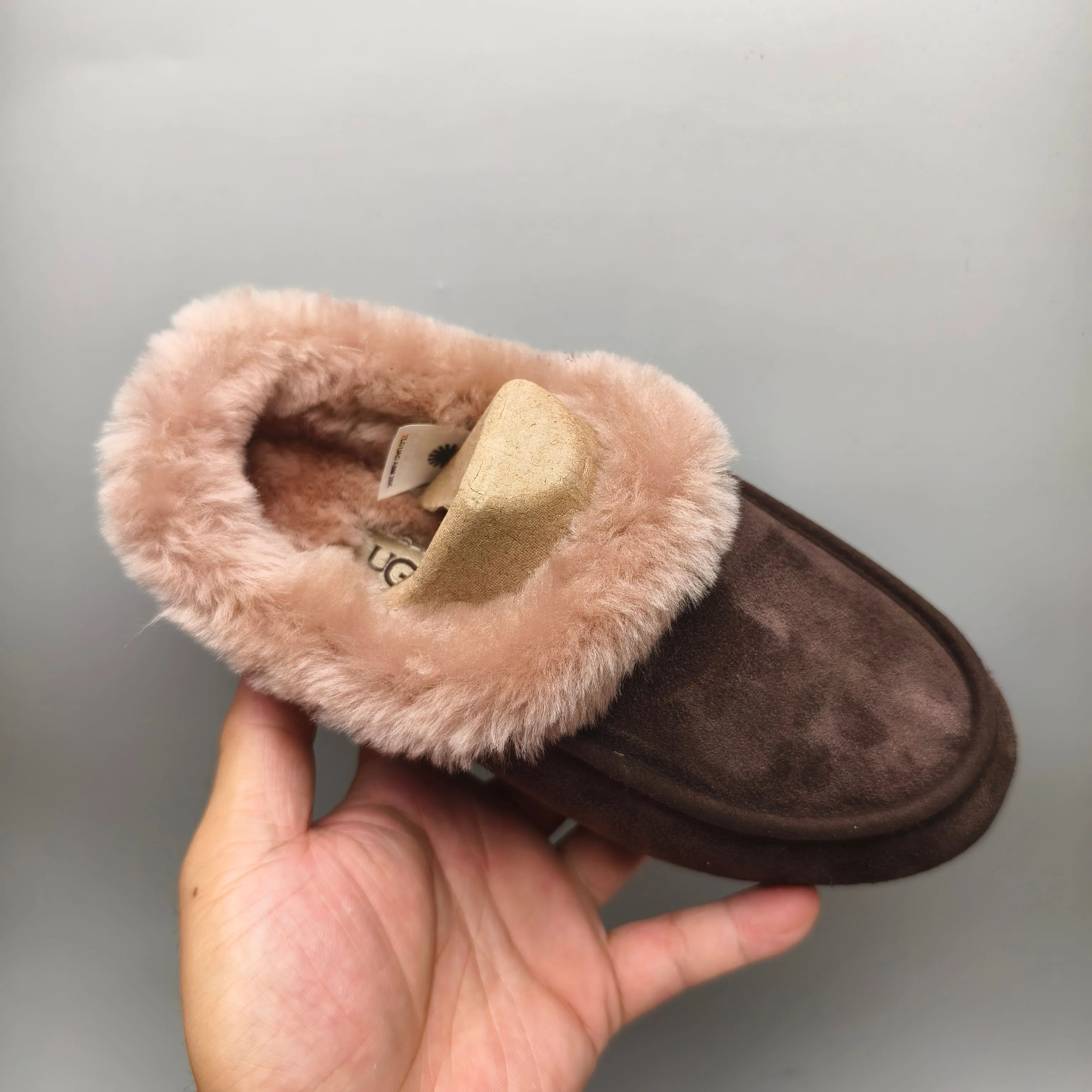 💰440 UGG sheepskin all-in-one snow boots 1391 Slip-on casual home shoes for women Color: maroon black chocolate Matching size: 35-40